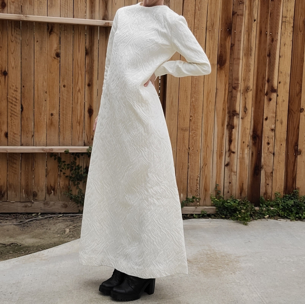 Vintage Ivory Quilted A-line Conservative Wedding Dress